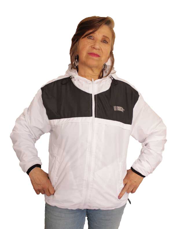 Chaqueta impermeable verde